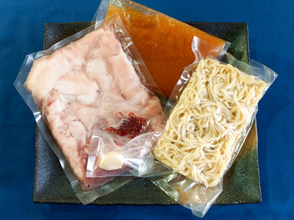 よくばり鍋セット（黒豚しゃぶしゃぶ鍋、もつ鍋、タッカンマリ鍋）