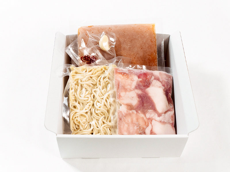 特選博多もつ鍋【あごだし味噌仕立て】 1～2人前